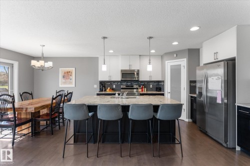 110 Aspenglen Drive, Spruce Grove, AB - Indoor