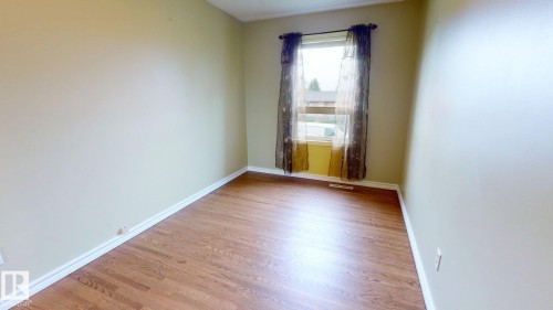 14252 83 Street, Edmonton, AB - Indoor Photo Showing Other Room
