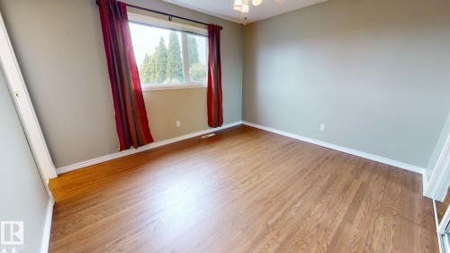 14252 83 Street, Edmonton, AB - Indoor Photo Showing Other Room