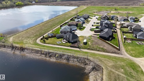 6002 49 Avenue, Barrhead, AB 
