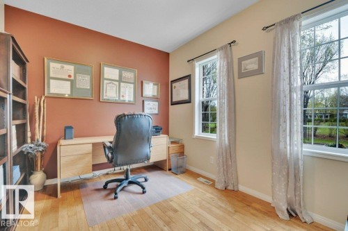 1957 Tomlinson Square Square, Edmonton, AB - Indoor Photo Showing Other Room