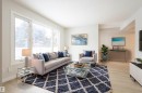 30 Amberly Court, Edmonton, AB  - Indoor Photo Showing Living Room 