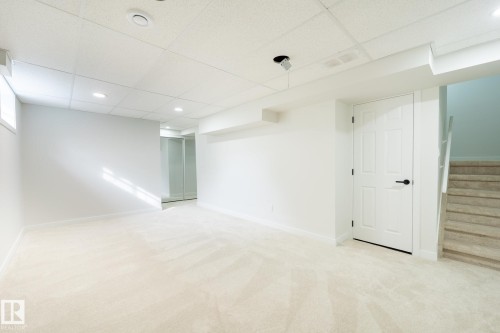 30 Amberly Court, Edmonton, AB - Indoor