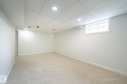 30 Amberly Court, Edmonton, AB - Indoor