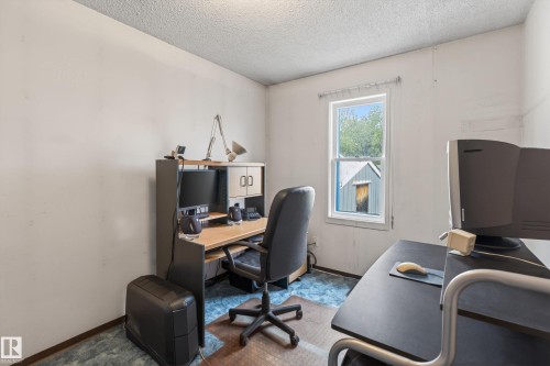 15406 94A Avenue, Edmonton, AB - Indoor Photo Showing Office