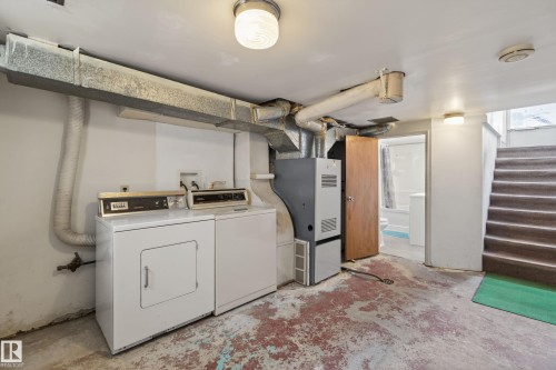 15406 94A Avenue, Edmonton, AB - Indoor Photo Showing Laundry Room