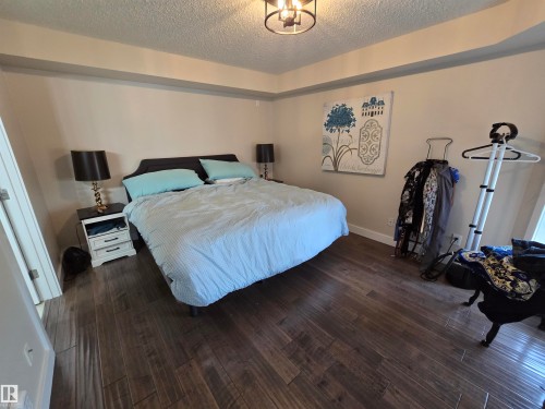404 10311 111 Street, Edmonton, AB - Indoor Photo Showing Bedroom