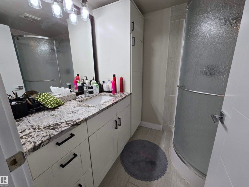 404 10311 111 Street, Edmonton, AB - Indoor Photo Showing Bathroom