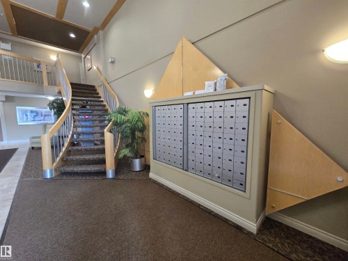 404 10311 111 Street, Edmonton, AB - Indoor Photo Showing Other Room