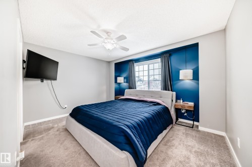 5422 Crabapple Loop, Edmonton, AB - Indoor Photo Showing Bedroom