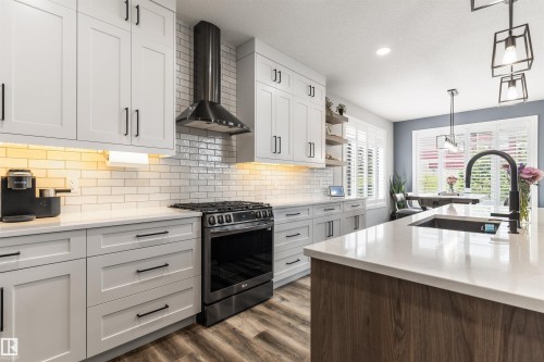 2011 Spring Drive, Rural Parkland County, AB - Indoor Photo Showing Kitchen With Upgraded Kitchen