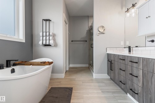 2011 Spring Drive, Rural Parkland County, AB - Indoor Photo Showing Bathroom