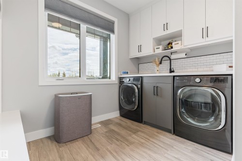 2011 Spring Drive, Rural Parkland County, AB - Indoor Photo Showing Laundry Room