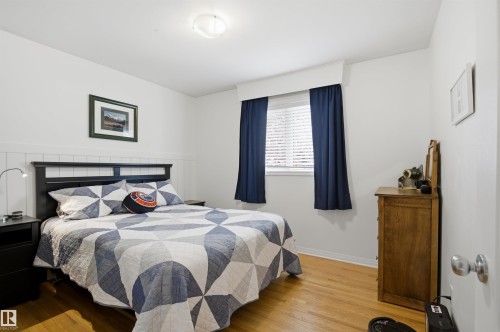 10663 59 Street, Edmonton, AB - Indoor Photo Showing Bedroom
