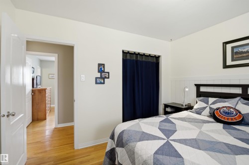 10663 59 Street, Edmonton, AB - Indoor Photo Showing Bedroom