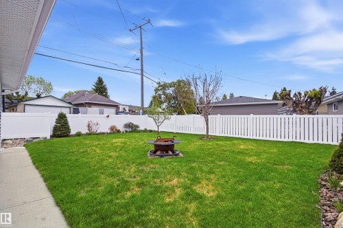 10663 59 Street, Edmonton, AB - Outdoor
