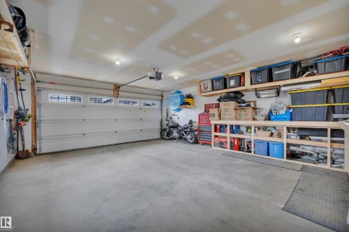 36 Spruce Boulevard, Leduc, AB - Indoor Photo Showing Garage
