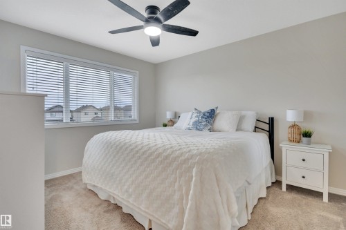 36 Spruce Boulevard, Leduc, AB - Indoor Photo Showing Bedroom