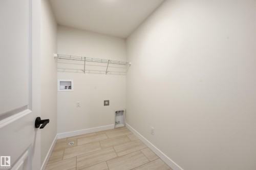 22376 90 Avenue, Edmonton, AB - Indoor