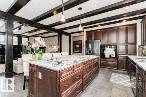 86 Wedgewood Crescent, Fort Saskatchewan, AB - Indoor Photo Showing Kitchen