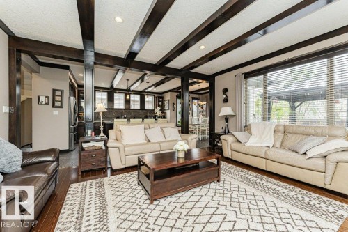 86 Wedgewood Crescent, Fort Saskatchewan, AB - Indoor Photo Showing Living Room