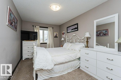 86 Wedgewood Crescent, Fort Saskatchewan, AB - Indoor Photo Showing Bedroom