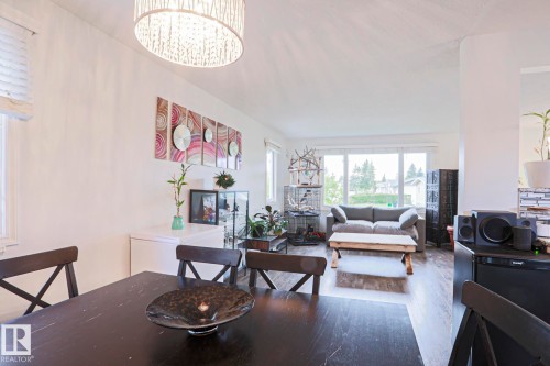 9828 169 Street, Edmonton, AB - Indoor