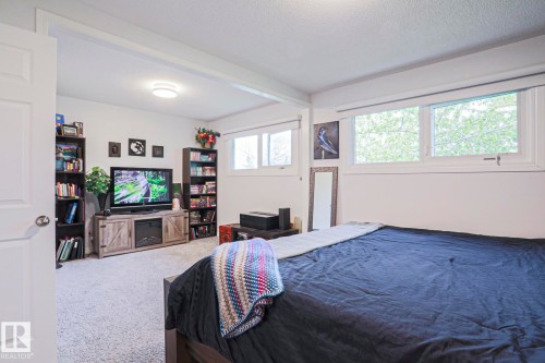 9828 169 Street, Edmonton, AB - Indoor Photo Showing Bedroom