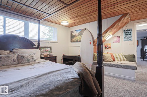 9828 169 Street, Edmonton, AB - Indoor Photo Showing Bedroom
