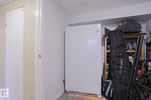 9828 169 Street, Edmonton, AB - Indoor Photo Showing Other Room