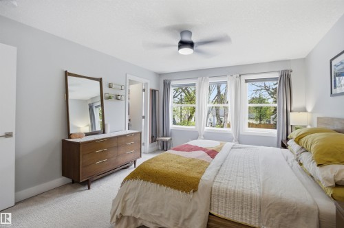 11639 128 Street, Edmonton, AB - Indoor Photo Showing Bedroom