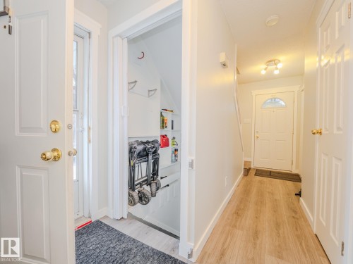 21F Callingwood Court, Edmonton, AB - Indoor Photo Showing Other Room