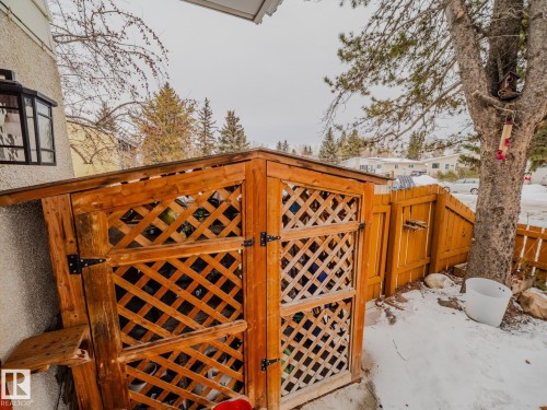 21F Callingwood Court, Edmonton, AB - Outdoor