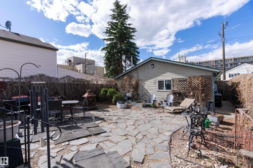 9420 102A Avenue, Edmonton, AB - Outdoor