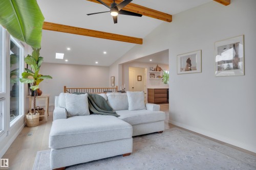 3419 84 Street, Edmonton, AB - Indoor Photo Showing Living Room