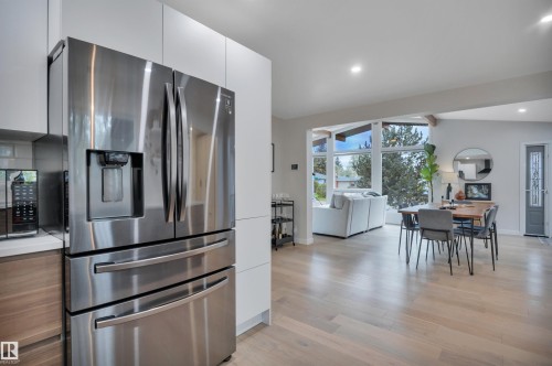 3419 84 Street, Edmonton, AB - Indoor Photo Showing Kitchen