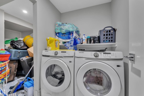 Image quality insufficient for description - 1827 22 Street Nw, Edmonton, AB - Indoor Photo Showing Laundry Room
