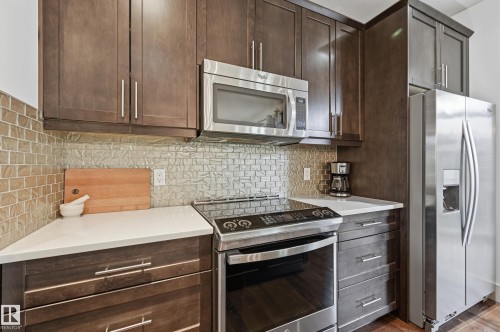 3256 Allan Way, Edmonton, AB - Indoor Photo Showing Kitchen