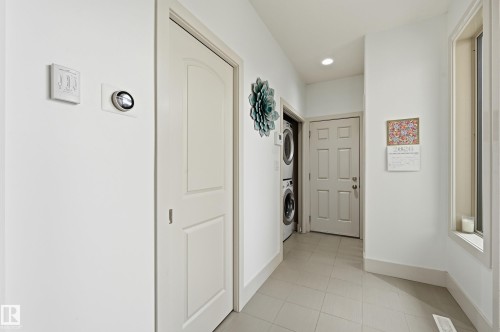 3256 Allan Way, Edmonton, AB - Indoor Photo Showing Other Room