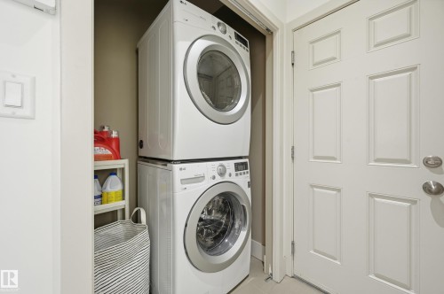 3256 Allan Way, Edmonton, AB - Indoor Photo Showing Laundry Room