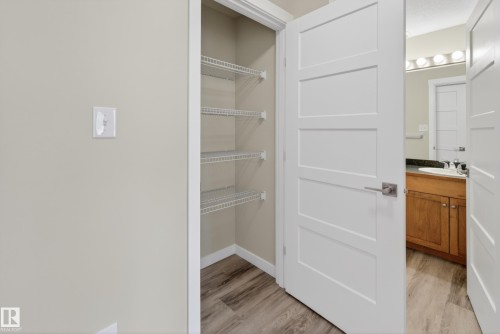 212 5340 199 Street, Edmonton, AB - Indoor
