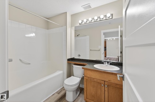 212 5340 199 Street, Edmonton, AB - Indoor Photo Showing Bathroom