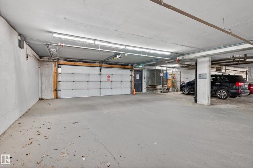 212 5340 199 Street, Edmonton, AB - Indoor Photo Showing Garage