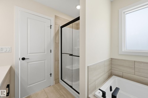 9 Redpoll Wynd, St. Albert, AB - Indoor Photo Showing Bathroom