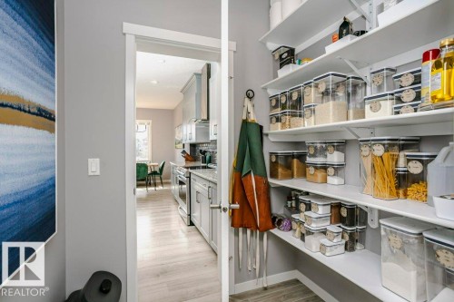 2423 16 Avenue, Edmonton, AB - Indoor