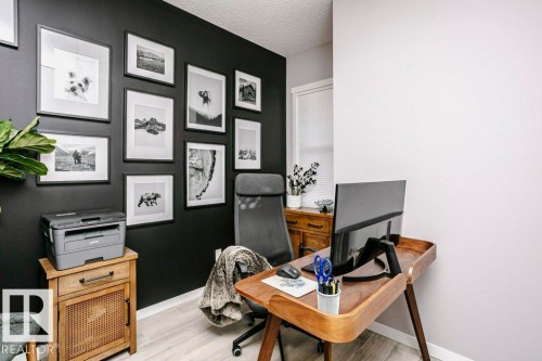 2423 16 Avenue, Edmonton, AB - Indoor Photo Showing Office