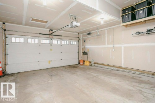 2423 16 Avenue, Edmonton, AB - Indoor Photo Showing Garage