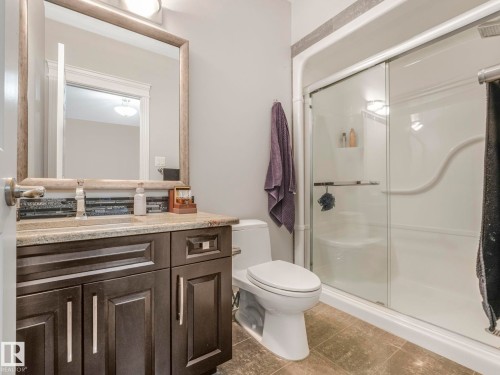 3313 Cameron Heights Landing Landing, Edmonton, AB - Indoor Photo Showing Bathroom