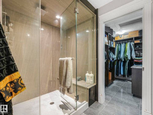 3313 Cameron Heights Landing Landing, Edmonton, AB - Indoor Photo Showing Bathroom