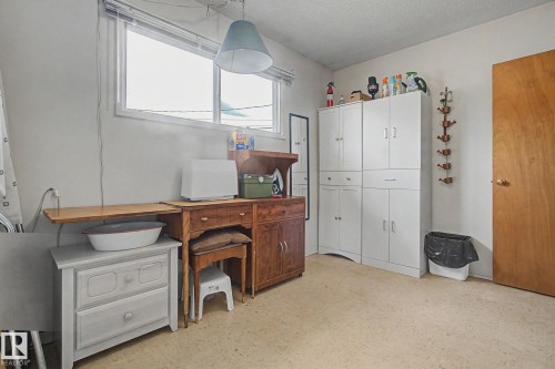 8115 169 Street, Edmonton, AB - Indoor